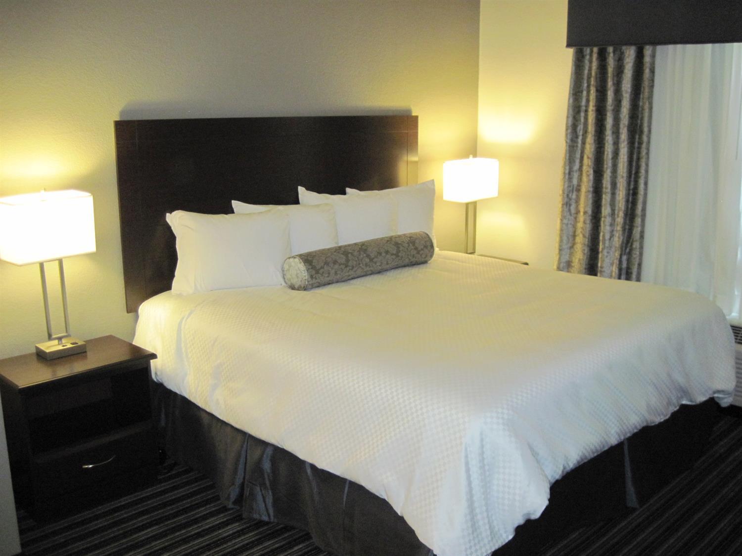Best Western Plus Austin Airport Inn & Suites Екстер'єр фото