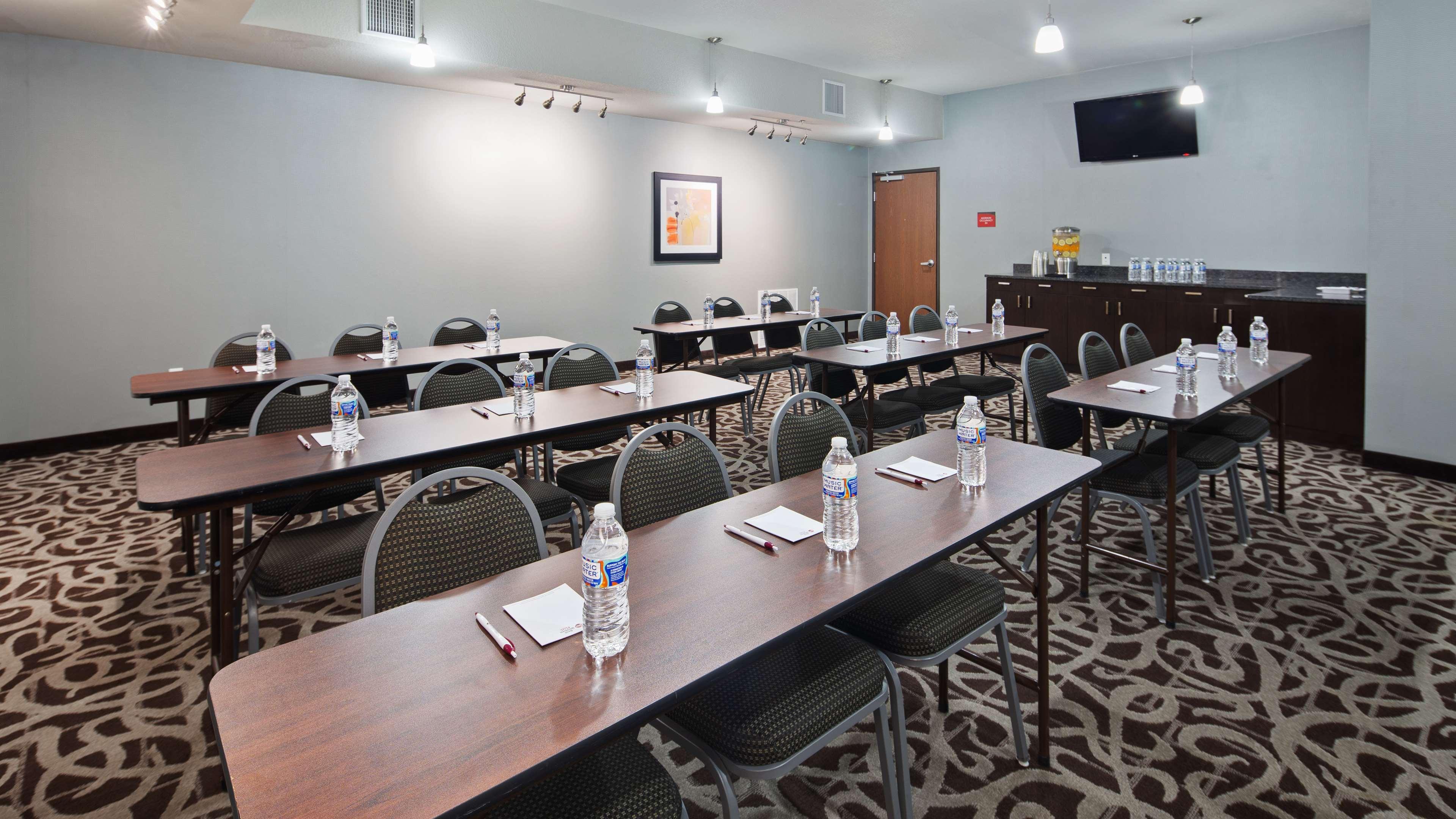 Best Western Plus Austin Airport Inn & Suites Екстер'єр фото